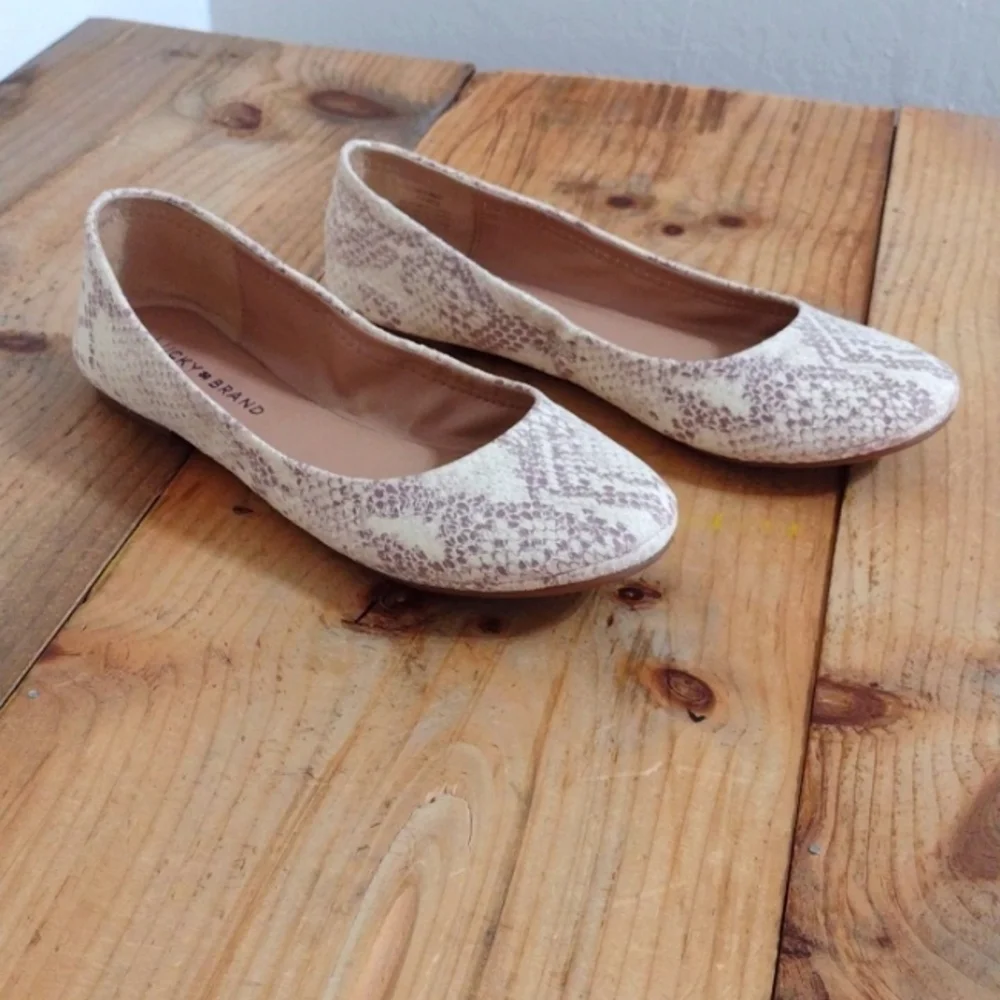 Lucky Brand Emmie Snakeskin Print Leather Ballet Flats Size 7.5 NEW